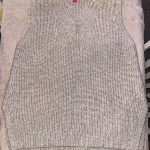 Vince Camuto Ladies Oversized Vest, Large - Picture 10 of 10